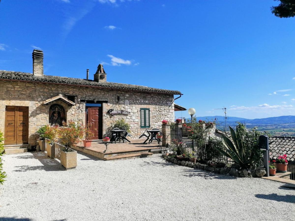 Camere Da Anna Maria Assisi Luaran gambar